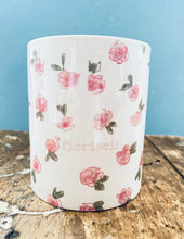 Carica l&#39;immagine nel visualizzatore di Gallery, Tazza Linus - Ri-fioriremo- ROSE ROSA