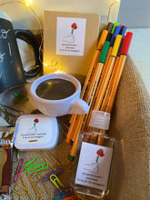 Carica l&#39;immagine nel visualizzatore di Gallery, Emergency Kit Ufficio-sissimamente Languorino